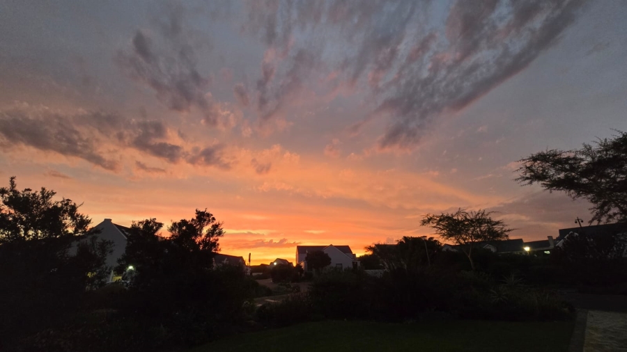 To Let 2 Bedroom Property for Rent in Westcliff Western Cape